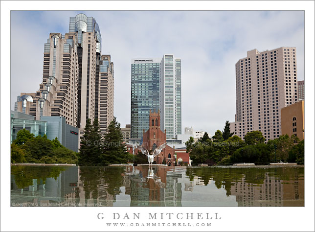 Pigeon, Yerba Buena Gardens Fountain, Buildings