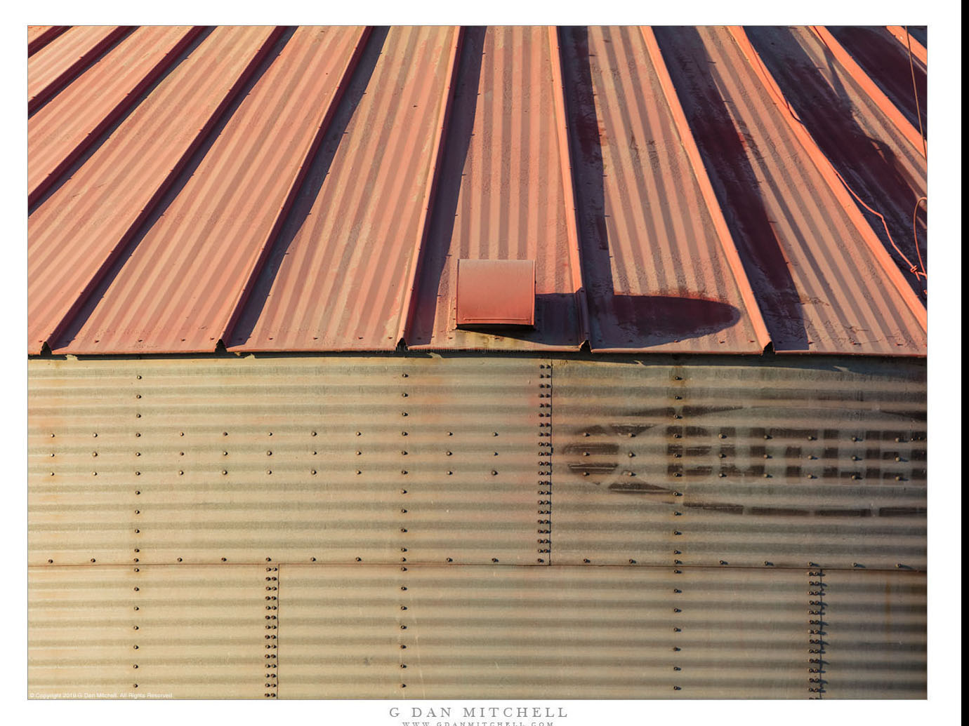 Central Valley Silo, Detail