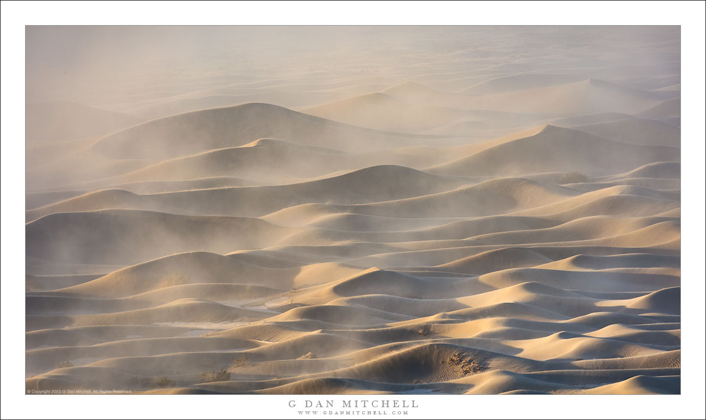 Tempête de sable au coucher du soleil