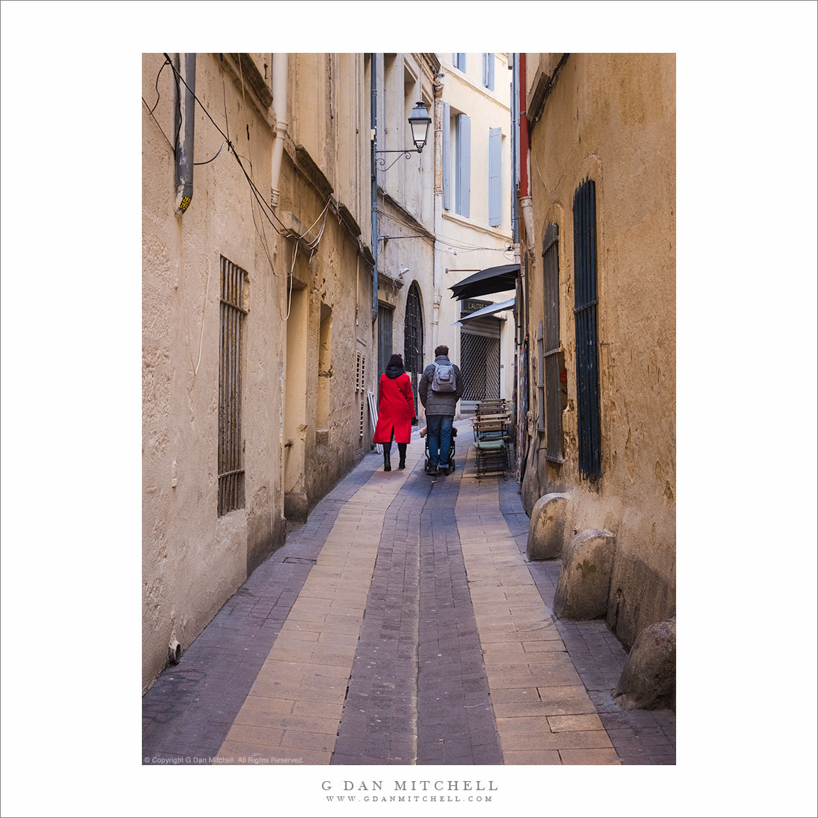 Walking Couple, Montpellier