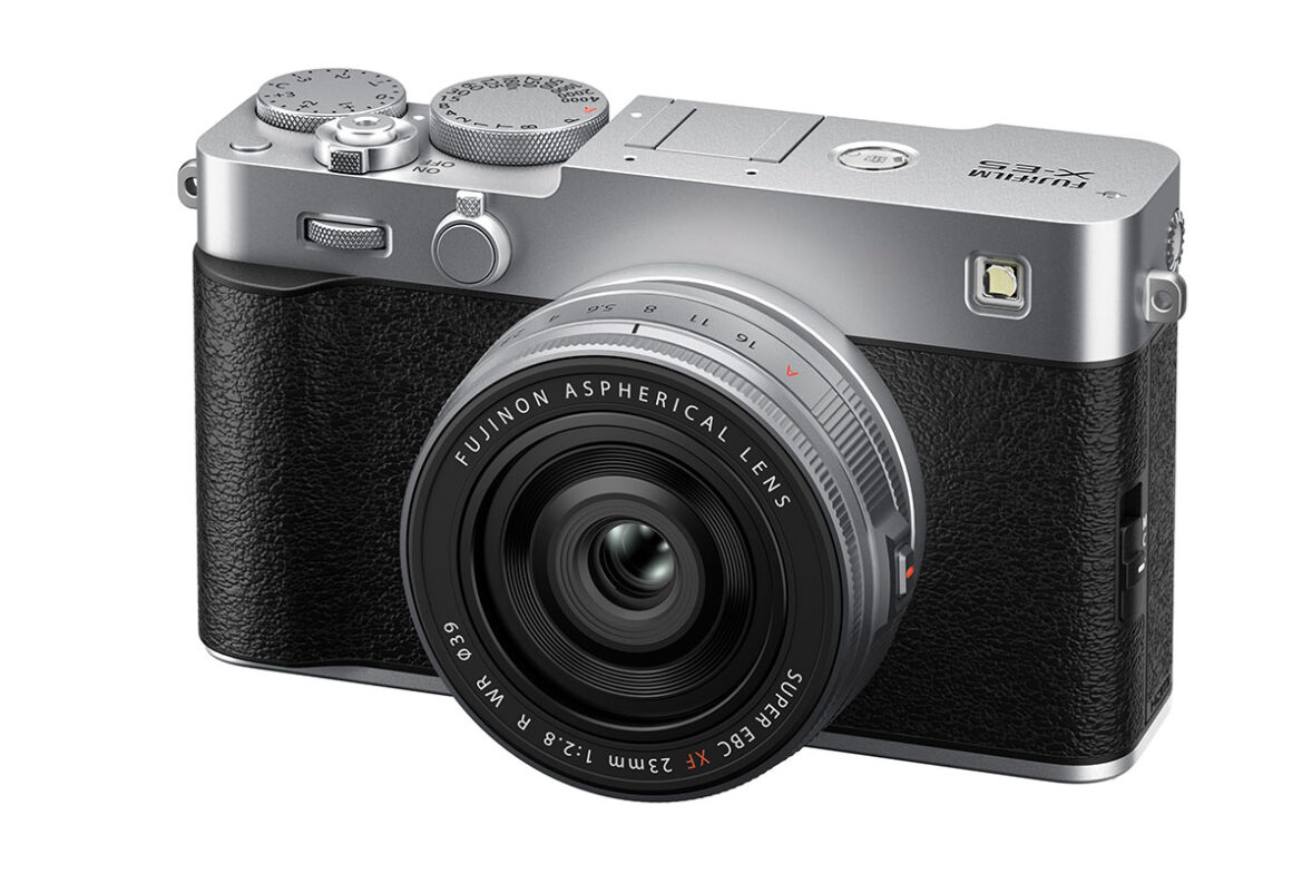 Fujifilm XE5 with 23mm f/2.8 lens